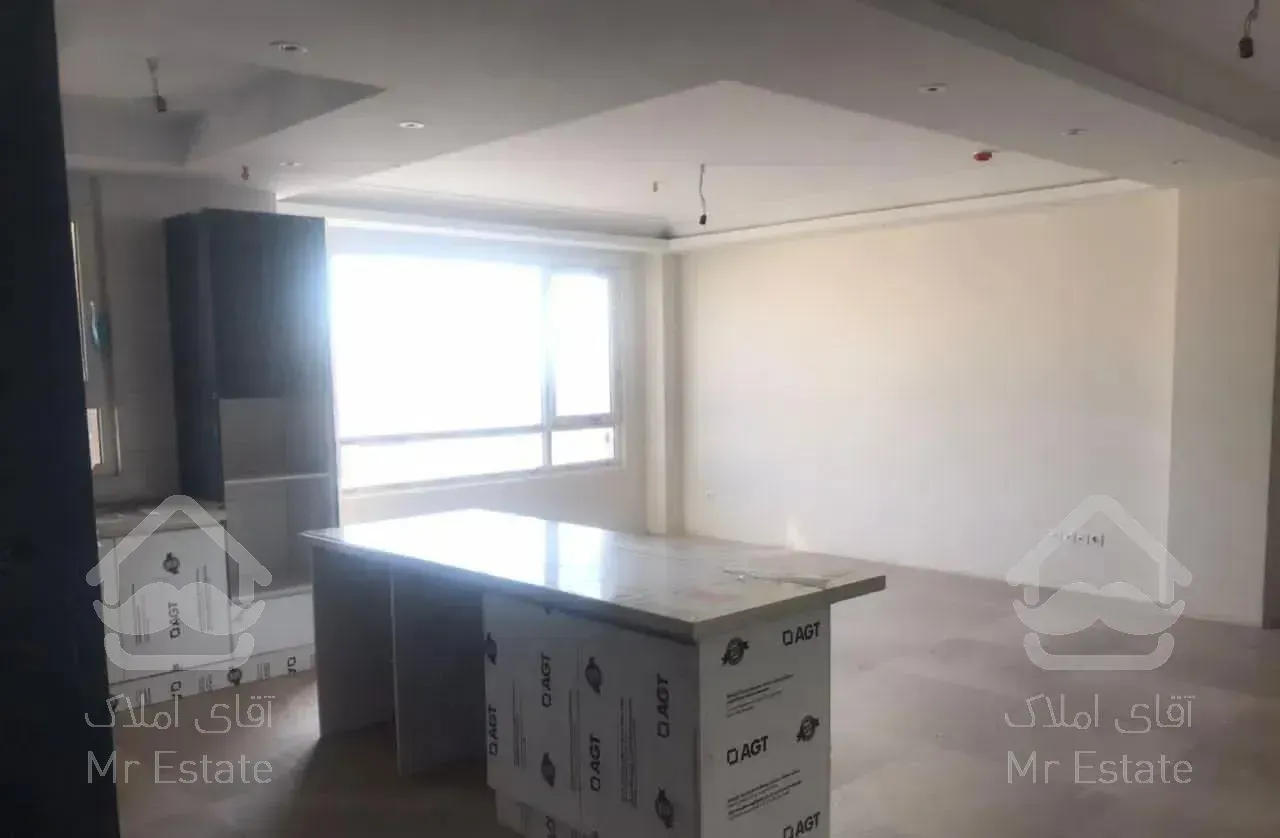 اپارتمان ۱۳۰ متر تهرانپارس غربی