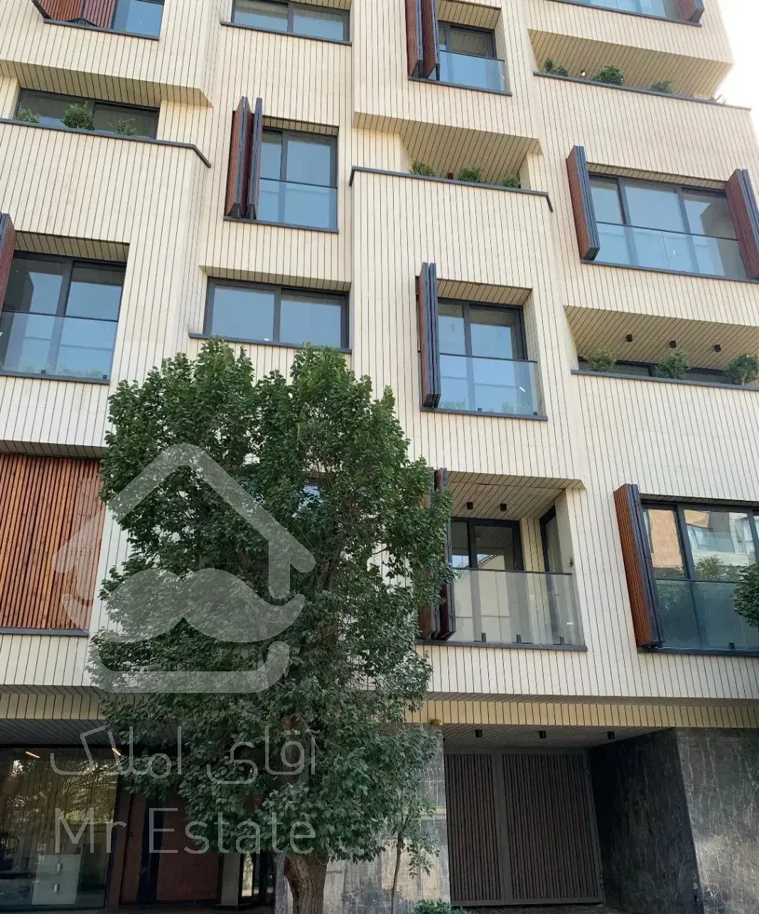 182متر فرمانیه مدرن لاکچری فاخر