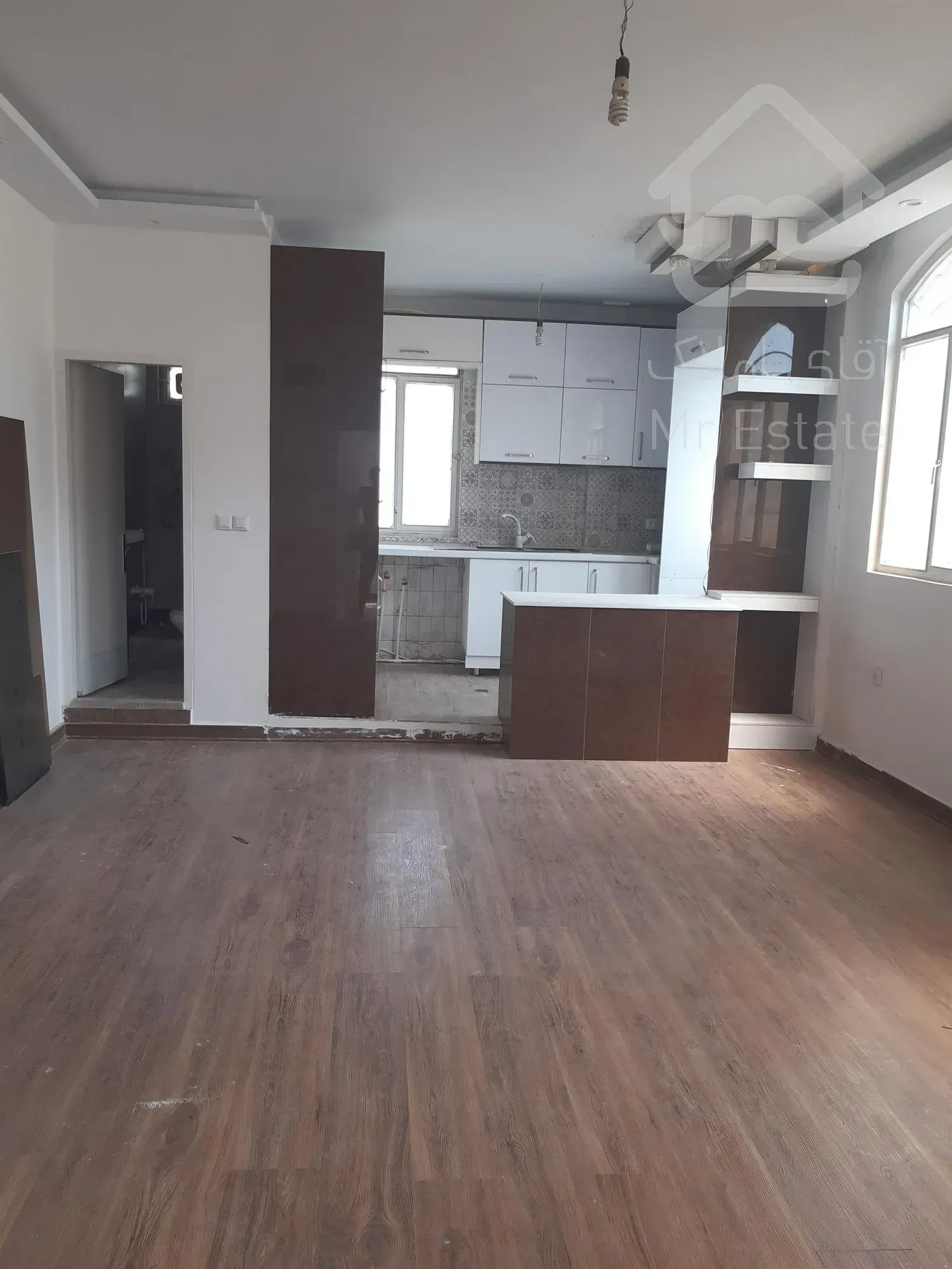 فروش ۶۲ متر ۲ خواب بازسازی شده و ایده آل