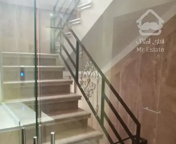 ۹۸ متر شریعتی پلیس کلیم کاشانی (ادیب)