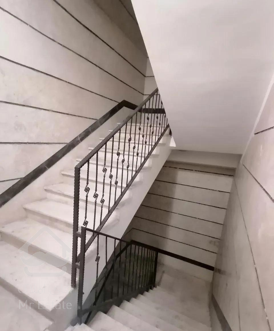 ۷۰ متر فول امکانات سالن پرده خور