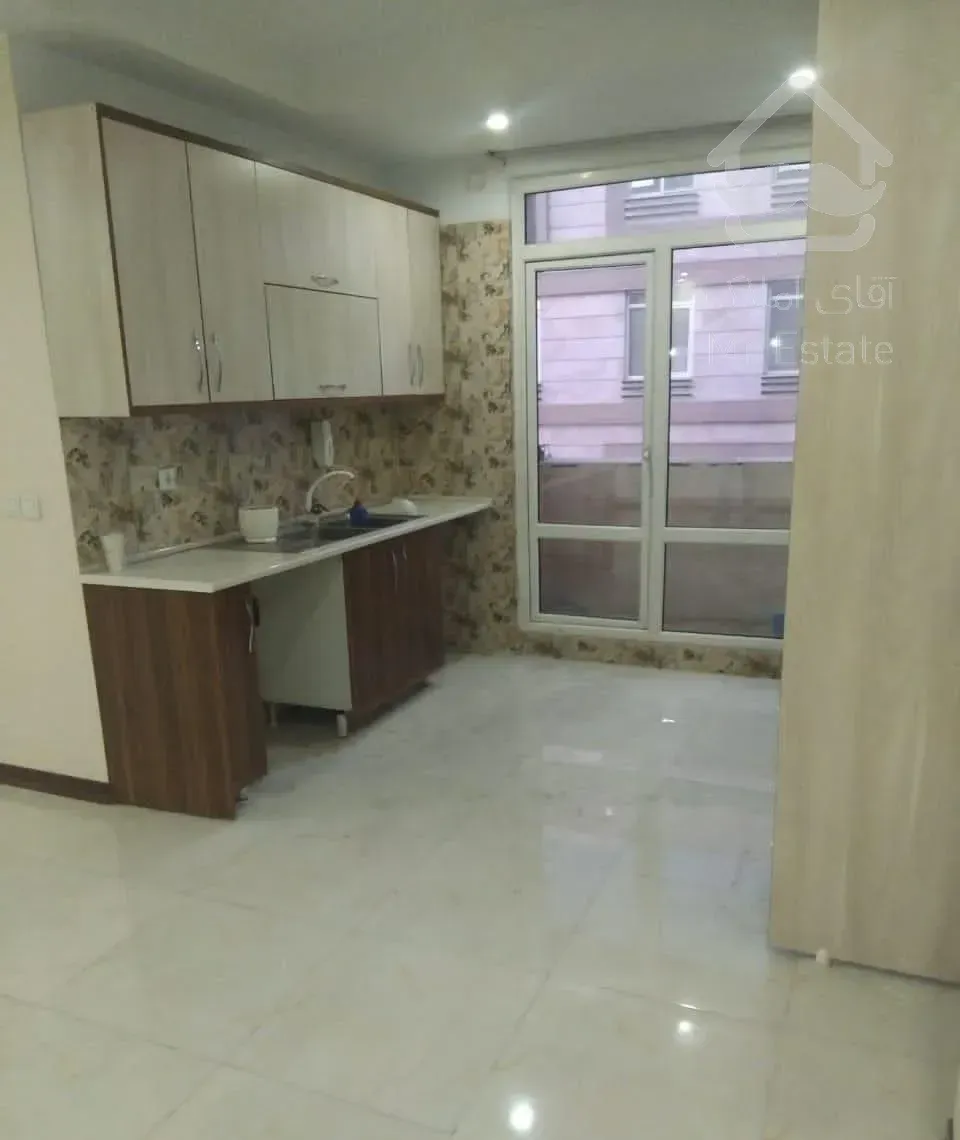 ۷۵متری۲خ روبحیاط ویلاشهر سروازاد چیتگر فول