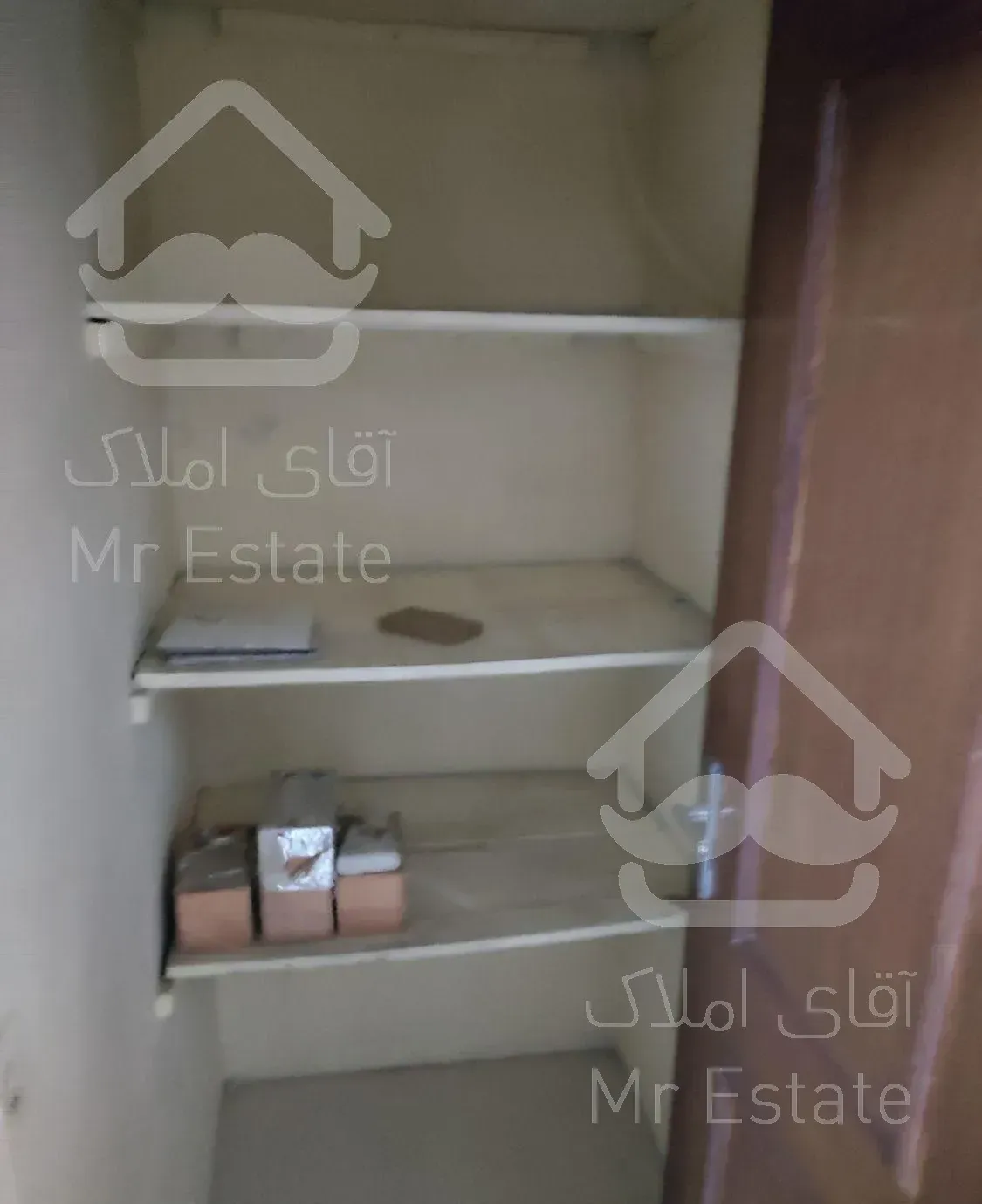 آپارتمان 145 متری 3 خوابه در تهران ویلا