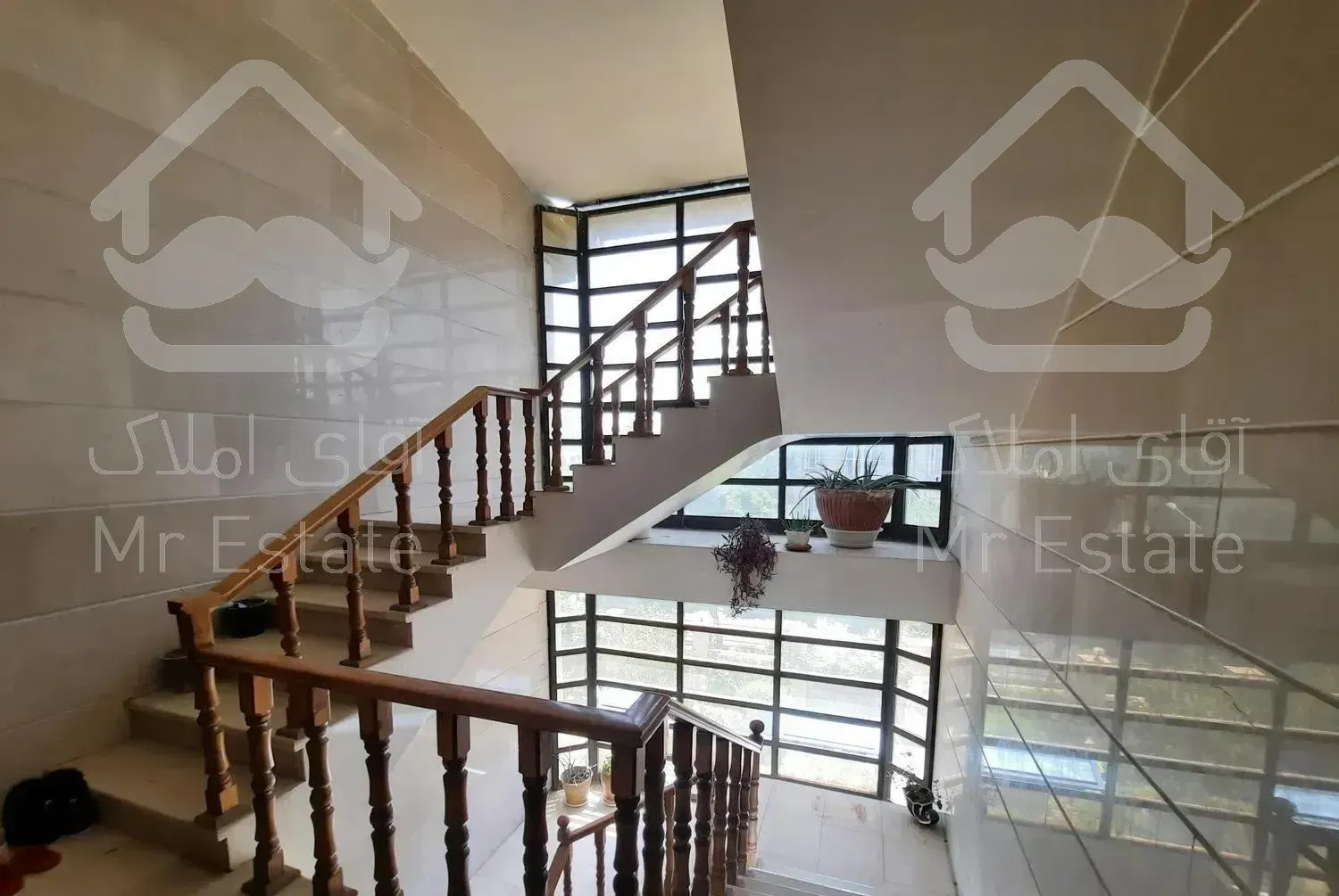 133 متر مهرشهر بلوار شهرداری ۳خواب شخصی ساز