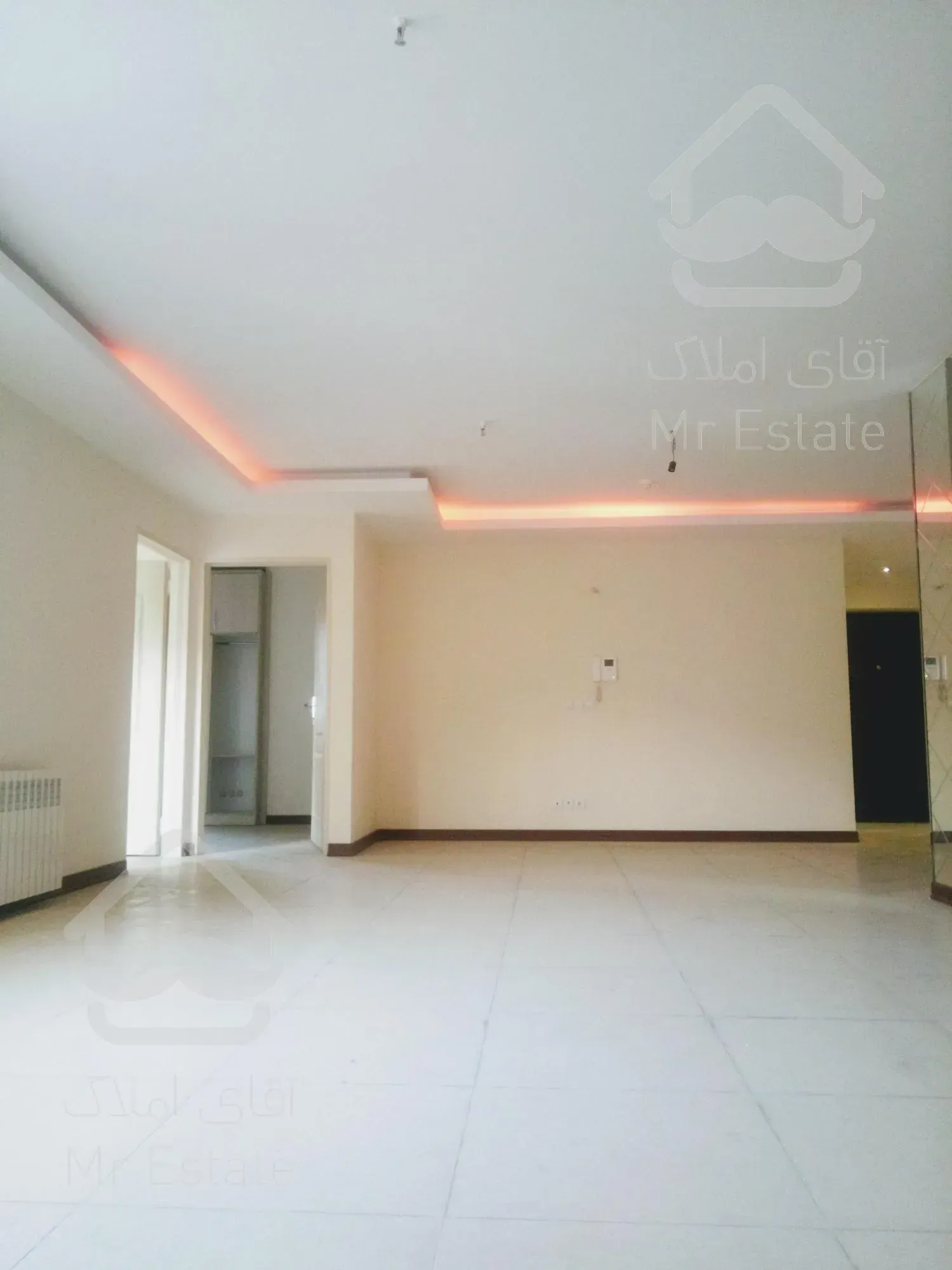 فروش واحد ۱۲۵ متری سه خواب در صادقیه