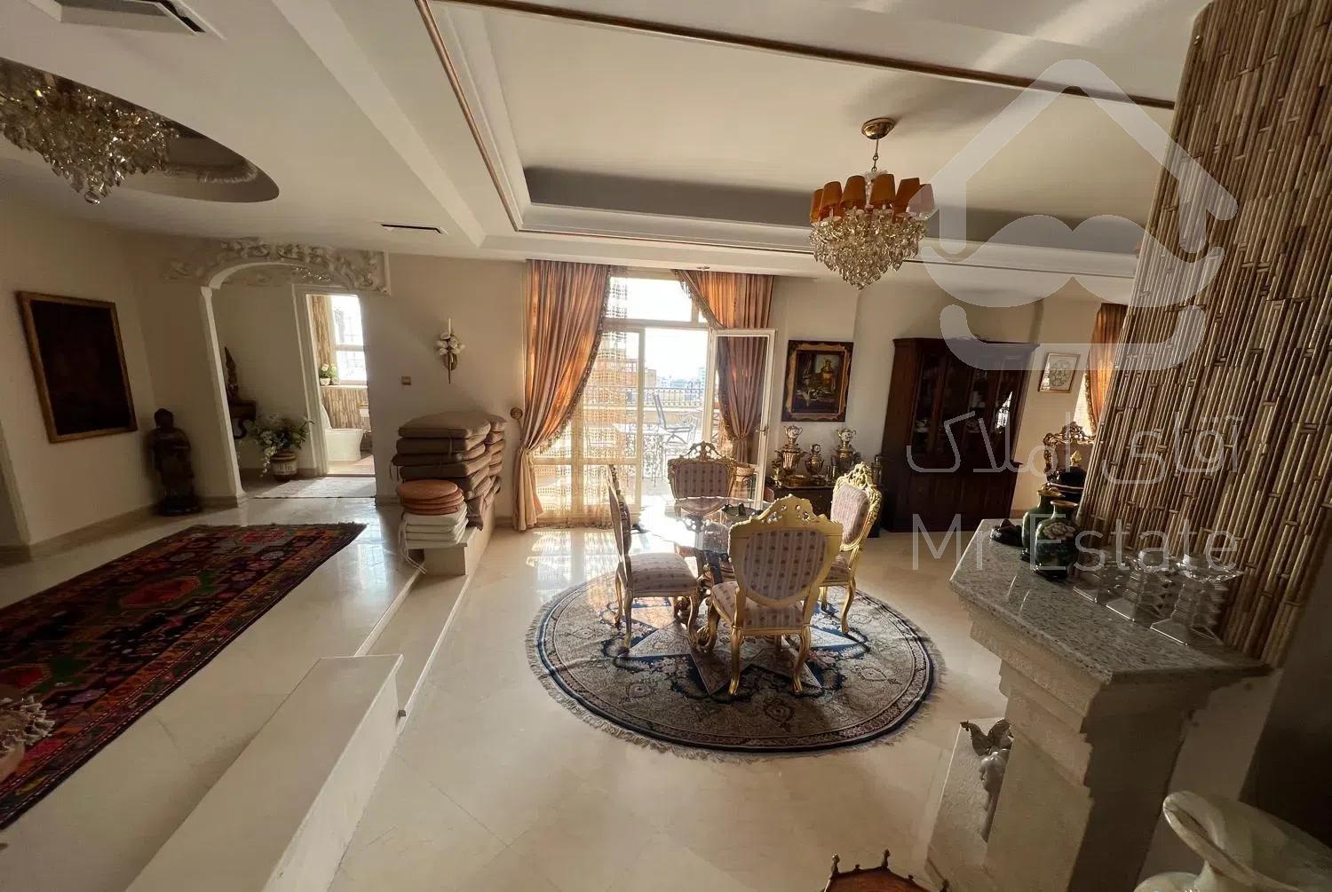 ۳۷۰ متر پنت هاوس فرمانیه ۱۷۰ مترتراس