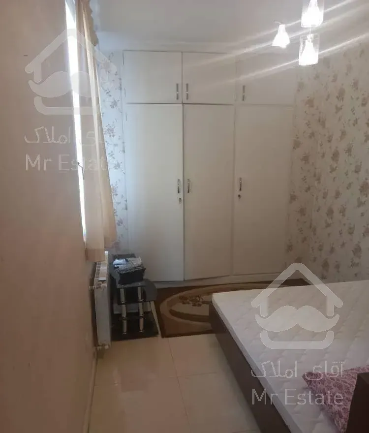 ١٠٠متر آلاله شرقی فول فروشی