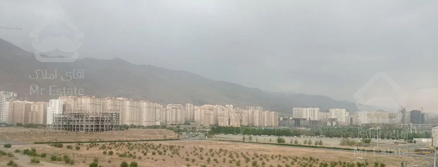 آپارتمان ۱۲۲ متر دو خوابه نقاشی شده تمیز