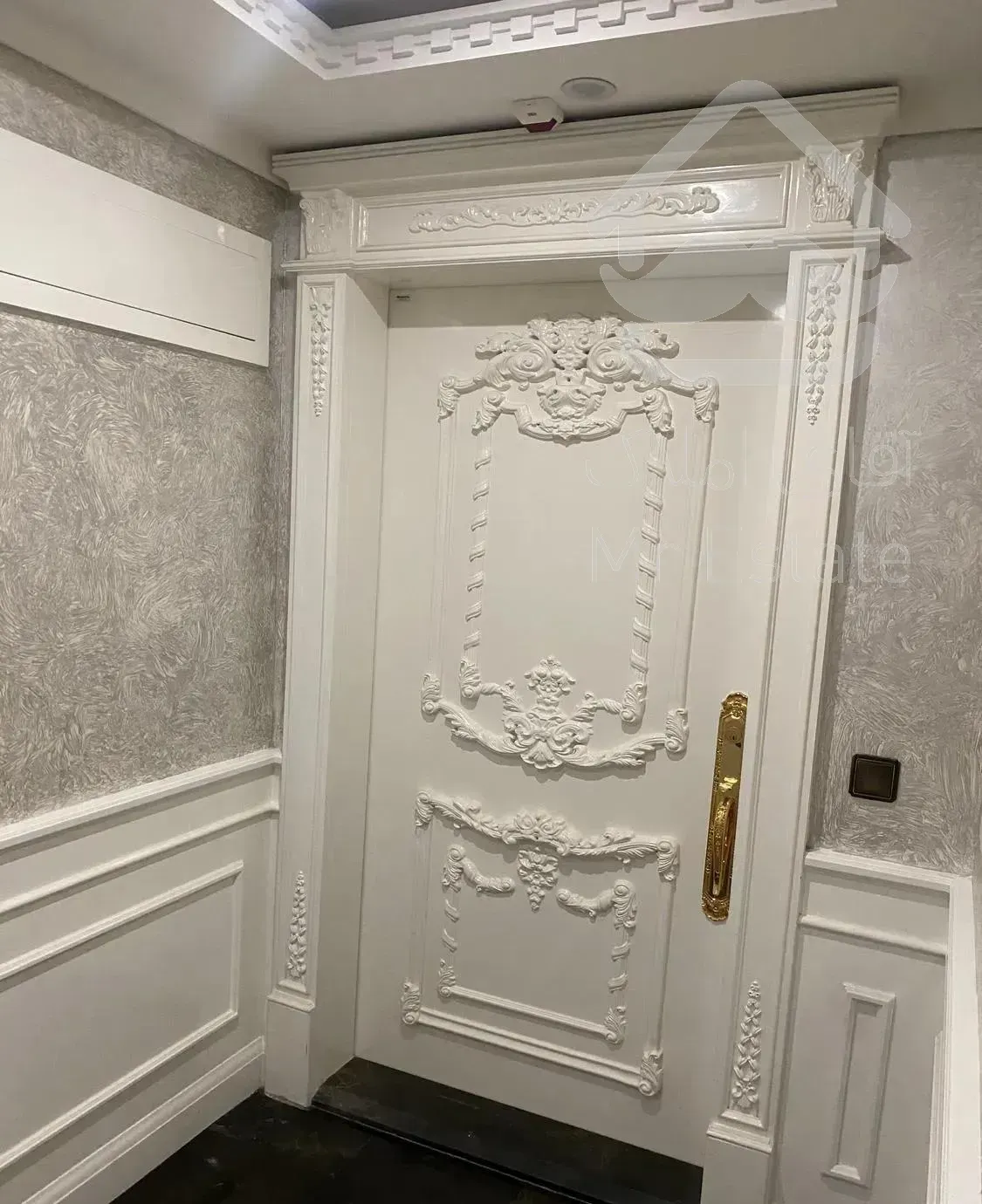 اپارتمان ۱۷۵ متری ۳ خواب  در کامرانیه شمالی