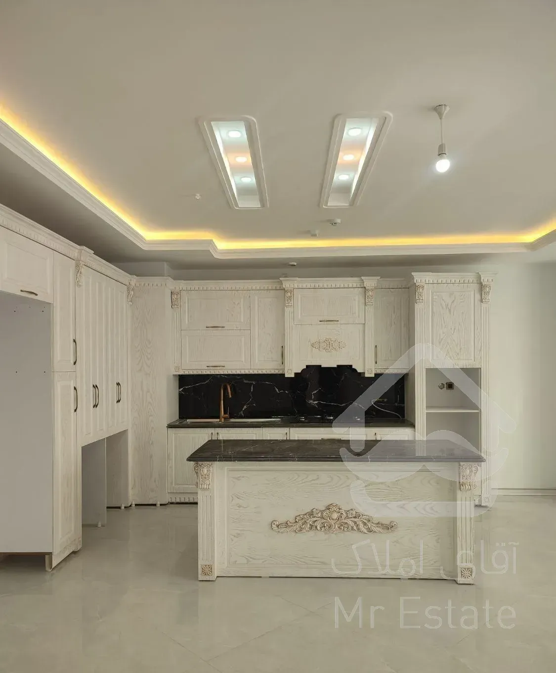 ۹۰متر ۲خواب در چهارراه اول حاشیه امام رضا فلکه برق