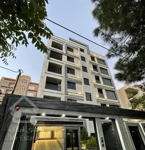 فروش آپارتمان 133 متری ۳ خوابه در صادقیه