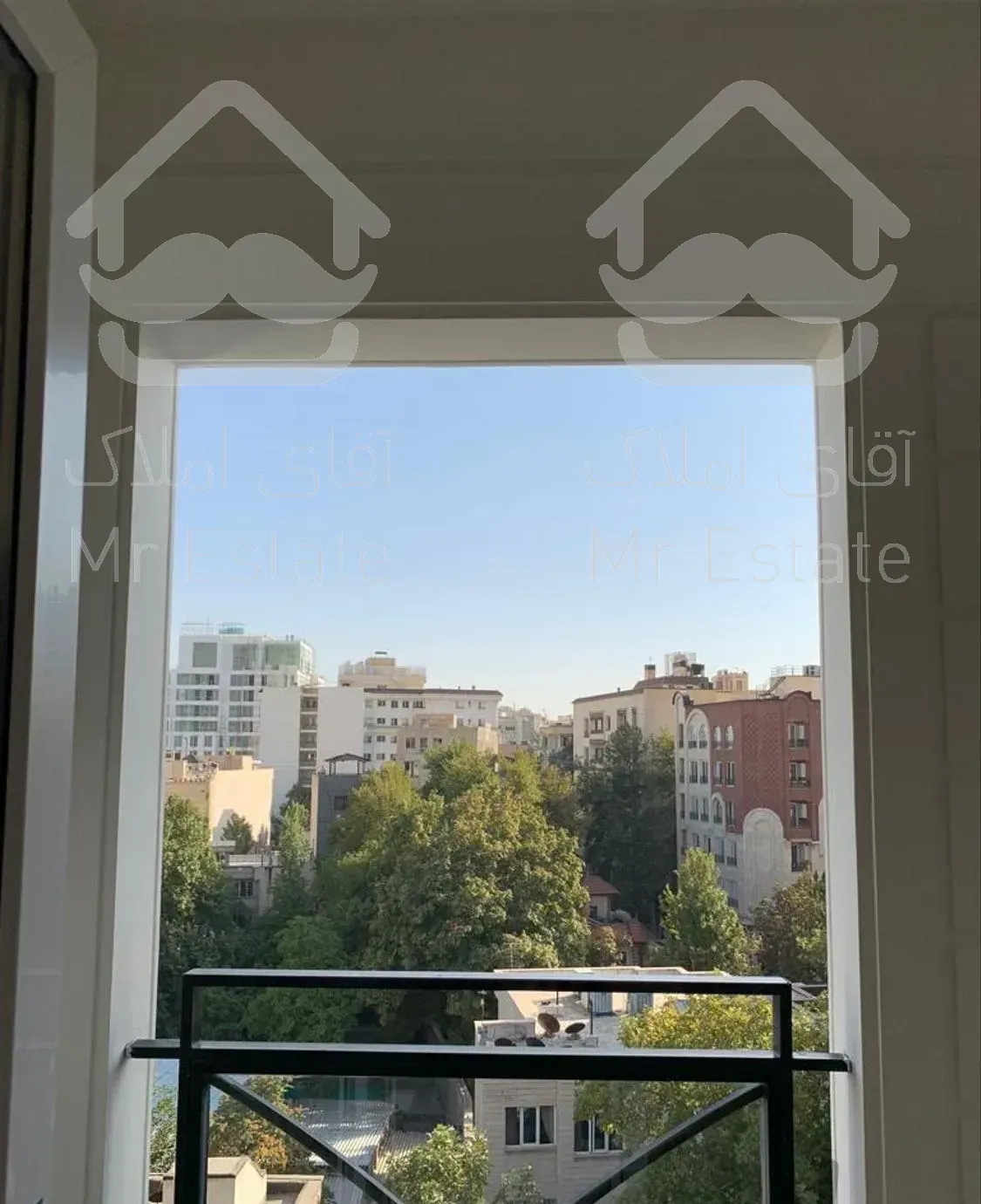 برج باغ ۱۵۰متر