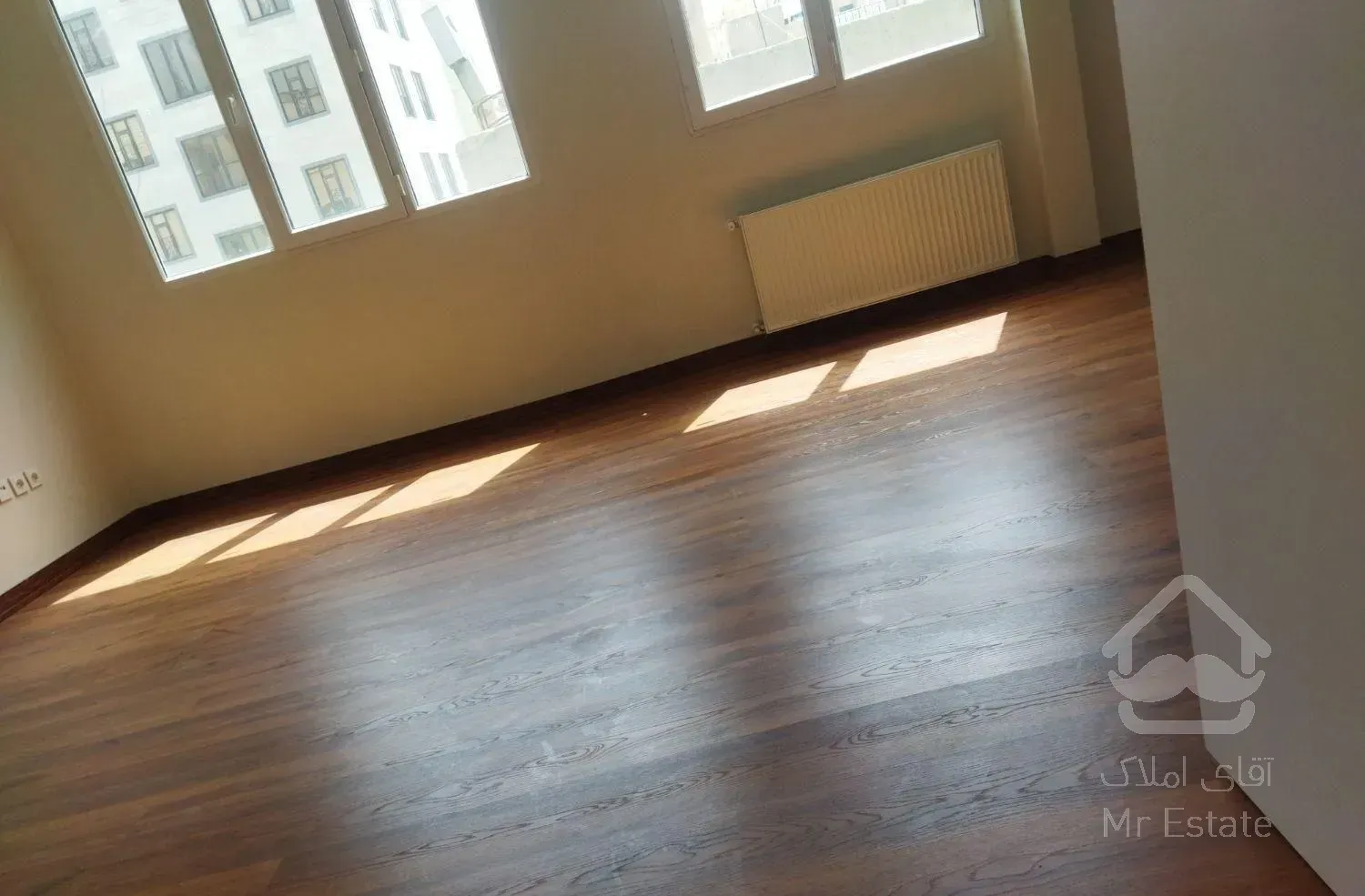 فروش آپارتمان ۷۰ متری ۳۰ متر انباری