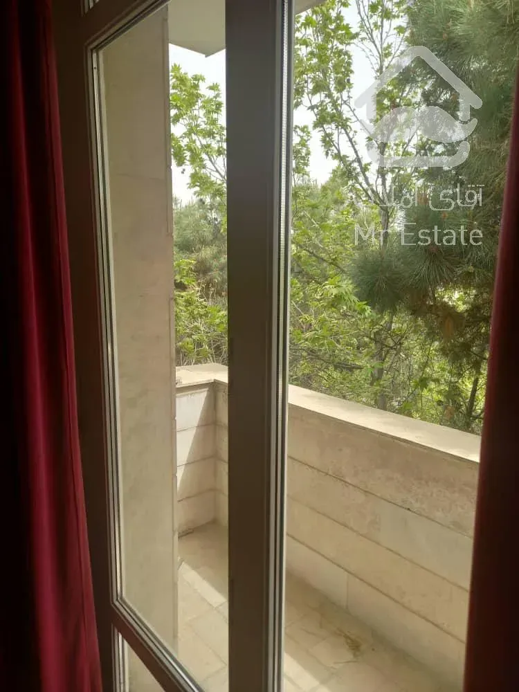 آپارتمان ۱۳۵ متری واقع در سعادت آباد