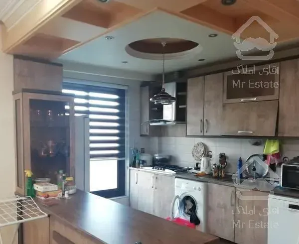 آلاله شرقی ۱۱۰متر ۳خواب تکواحد کمیاب