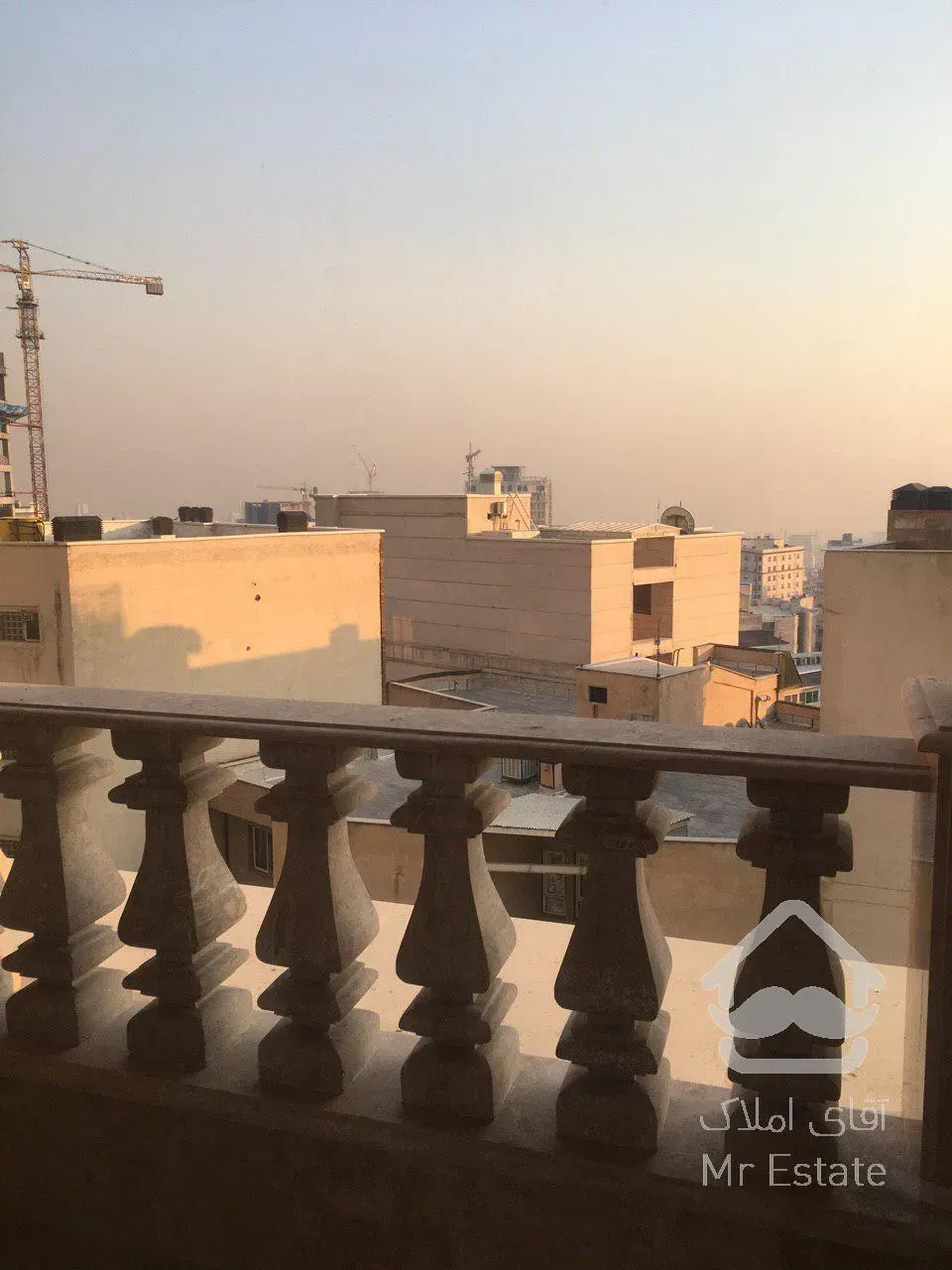 خرید و فروش آپارتمان مسکونی 260 متری فرمانیه شرقی