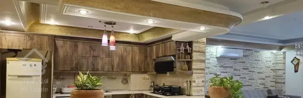 ۱۳۳مترفول * طبقه4 شمالی جنوبی* فرعی تاپ کریمی