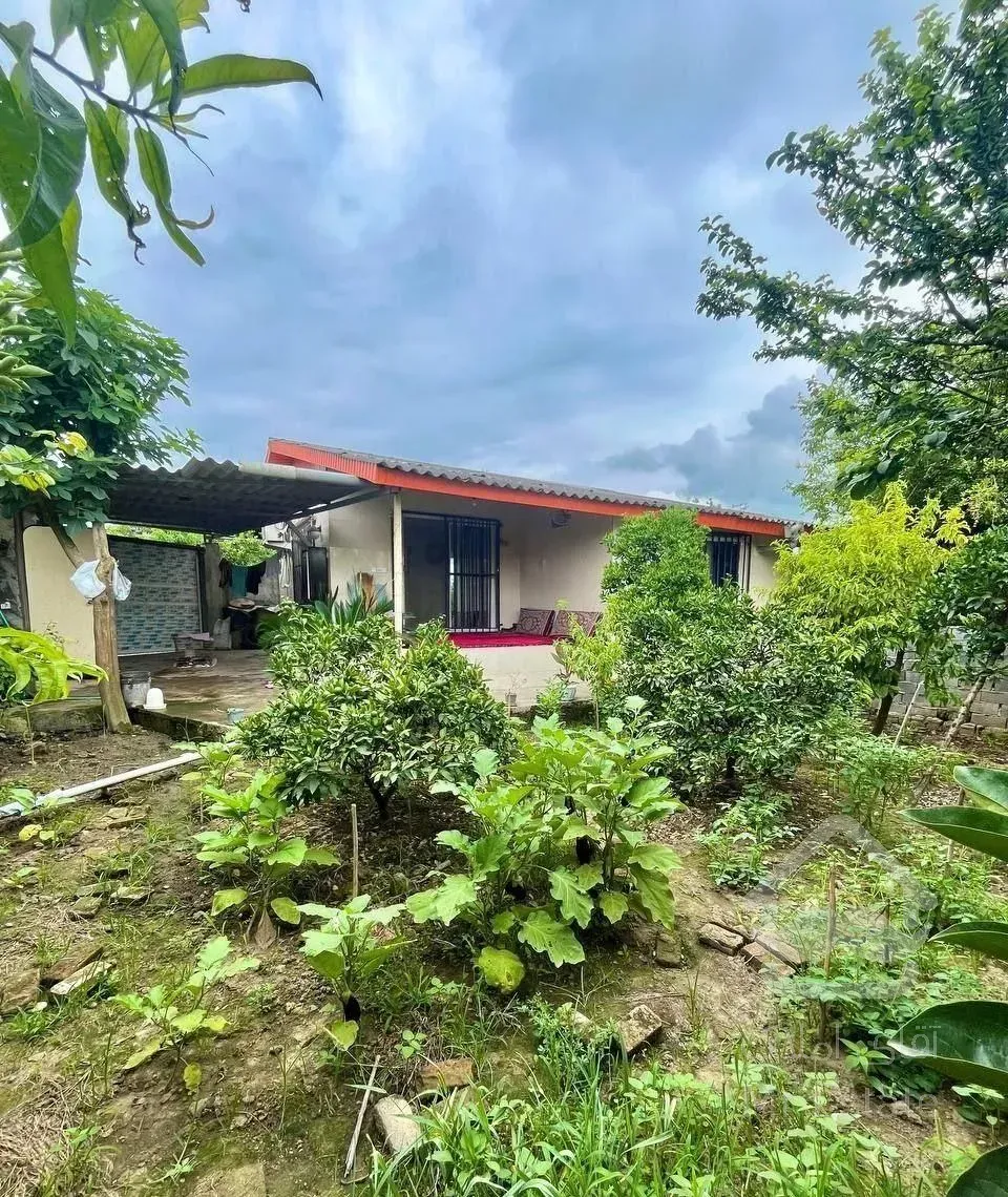 260مترویلاباغ حیاط دار/مدارک کامل/انشعابات نصب