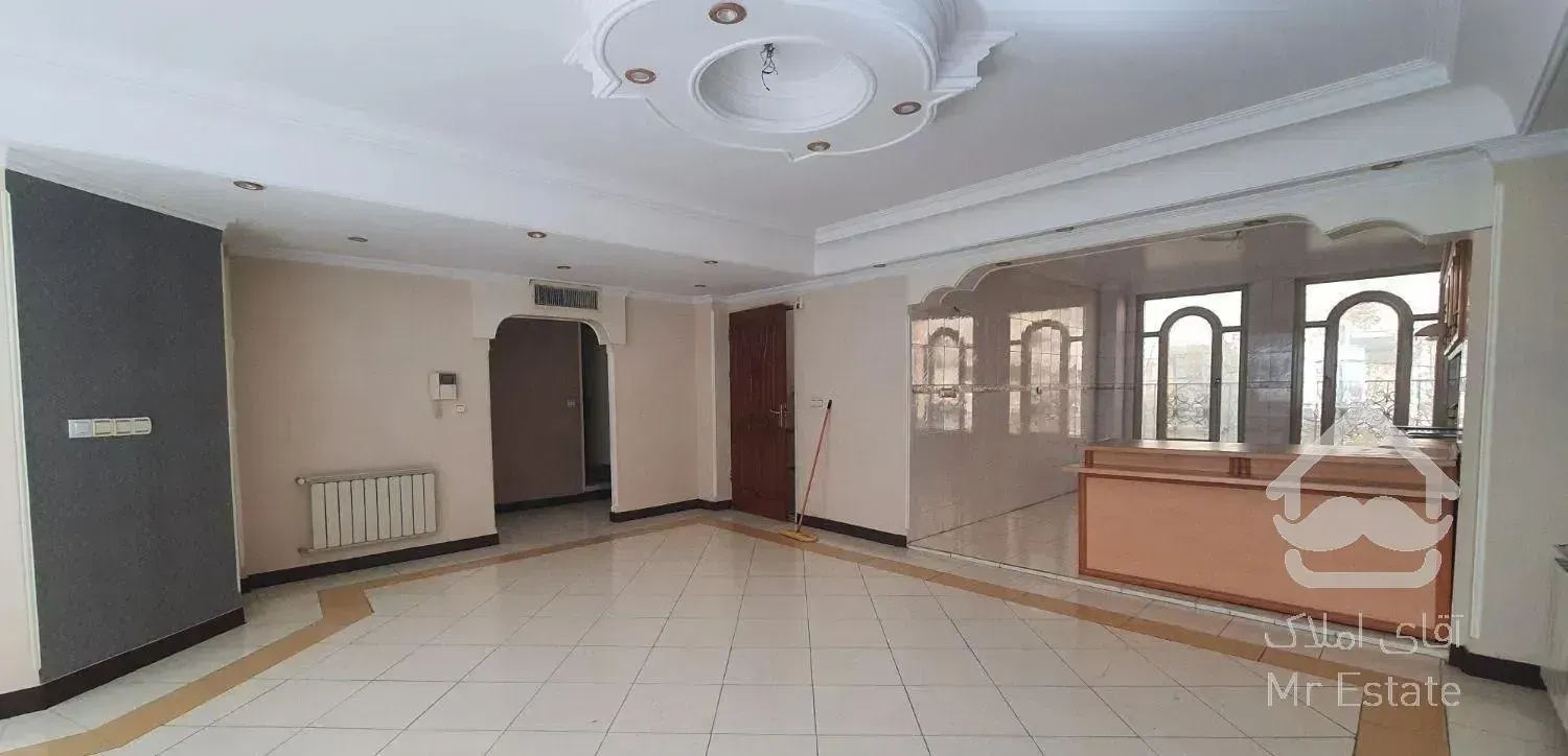 ۱۲۸متر ۳خواب /شهرک نفت/بالای سیمون بولیوار