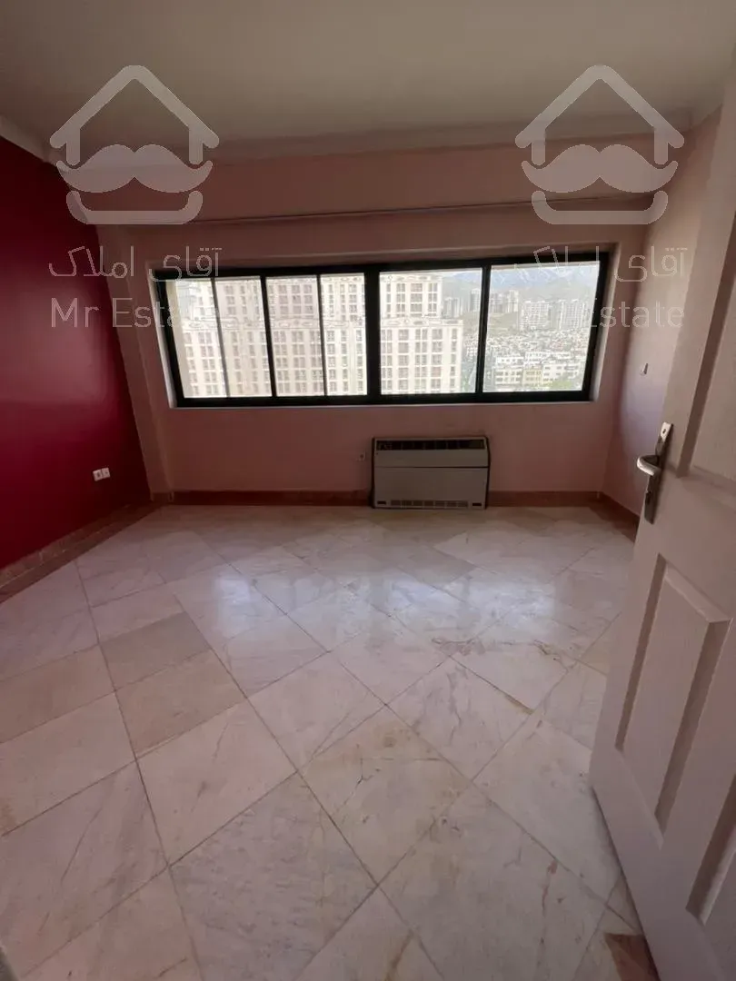 آپارتمان ۱۰۵ متری واقع در سعادت آباد