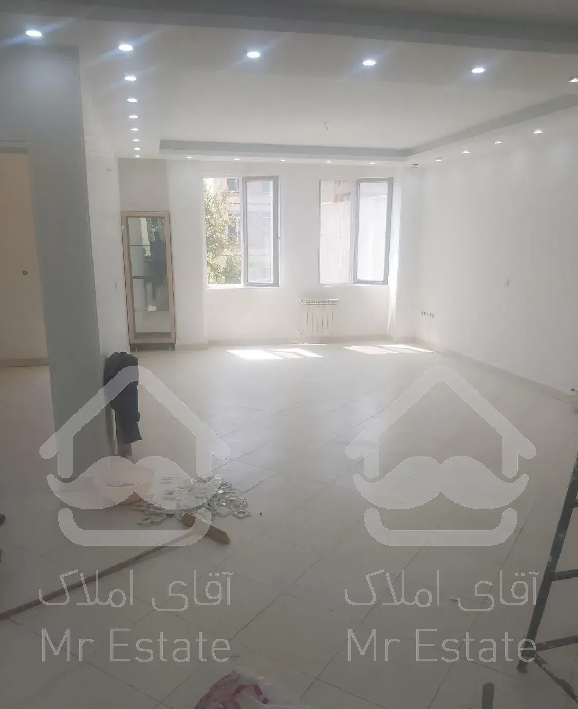 ۱۲۰ متر دوخوابه طبقه اول فوق تمیز