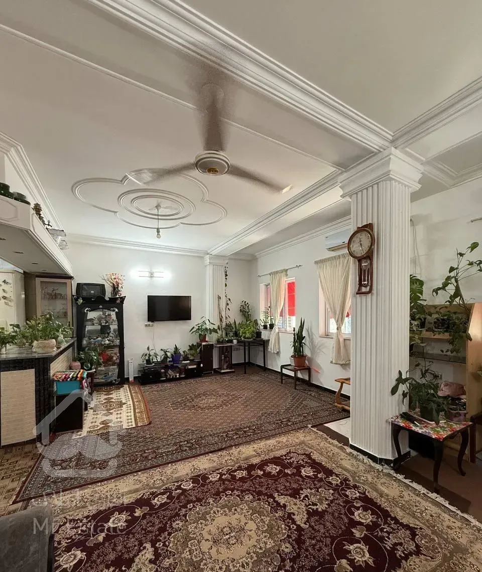 فروش آپارتمان تک واحدی پارکینگ و سندتکبرگ