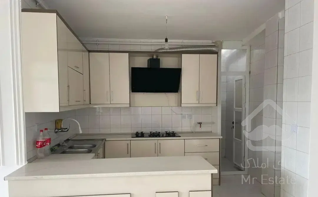 آپارتمان دوم نما میدان امام کارمندان  تک واحدی