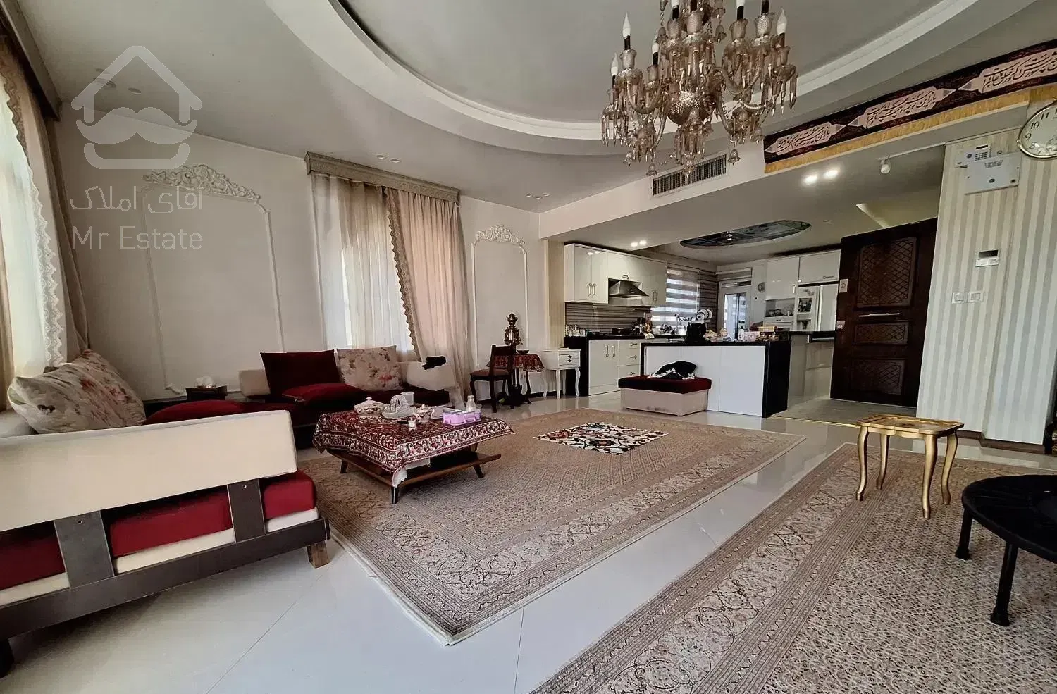 رهن آپارتمان ۱۳۰ متری ۳ خوابه در نیلوفر