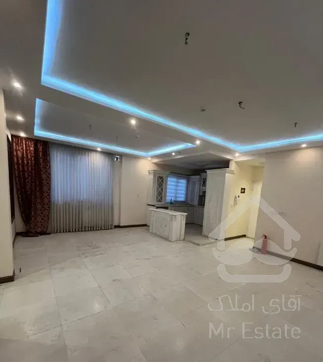 واحد خوش‌نقشه با امکانات کامل/اکبری