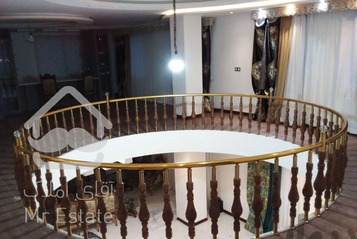 نرده استیل و پله آماده