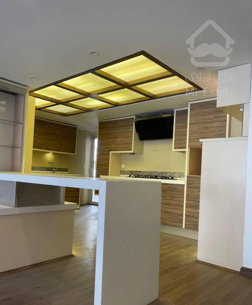 165متر آپارتمان /فول مشاعات /صرافهای شمالی