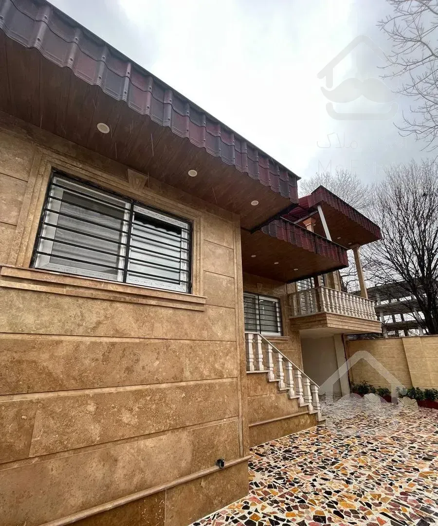 ویلا ۲۰۰ متر استخرو جکوزی دار بدون واسطه