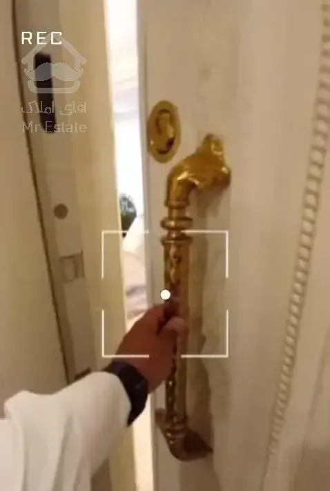 آپارتمان ۱۸۰ متری ۳ خوابه نوساز فروش و معاوضه