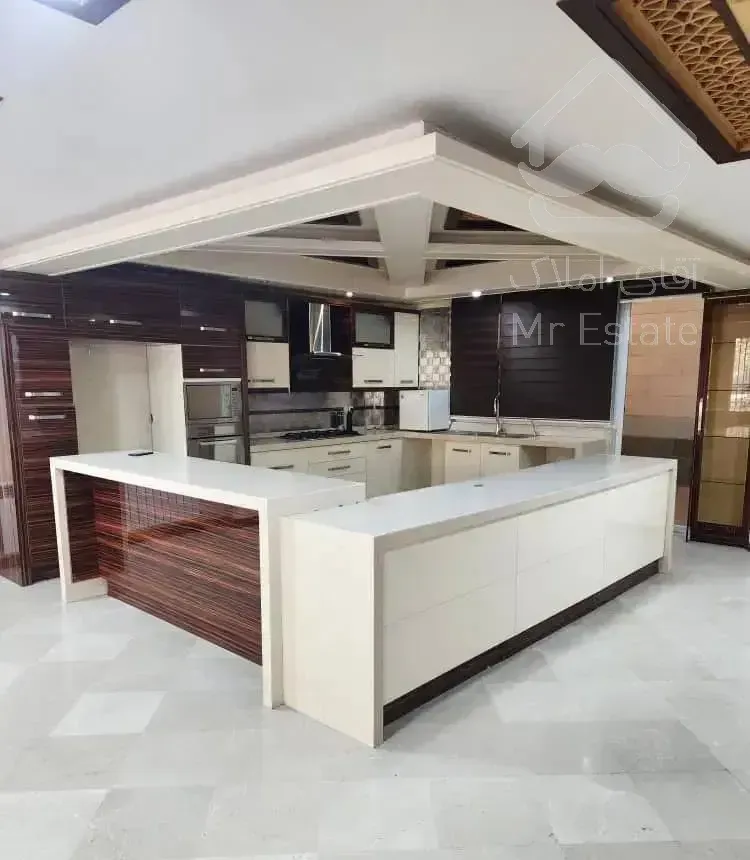 اجاره آپارتمان ۲۴۱ متری تک‌واحدی لوکس در اقدسیه