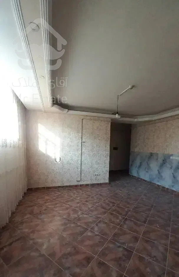 رهن و اجاره ۶۰متر ۱۳ابان آسانسوردار اندیشه پورمهدی