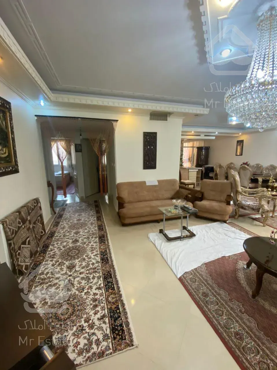 آپارتمان ۱۱۴ متری ۲ خواب،وام دار،قابل رهن، لوکیشن طرشت، فول امکانات، سال۹۱