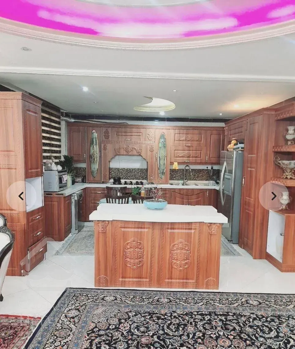 ۱۷۵ متر بر حافظ سه خوابه