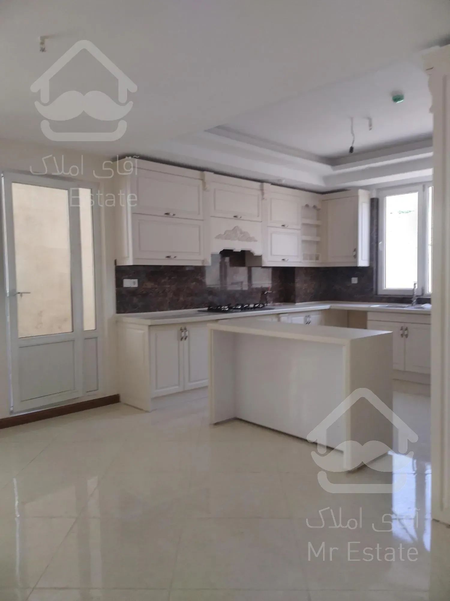 رهن و اجاره در سعادت آباد/پونک/برج مجلل نگین پونک/بام پونک/فول امکانات