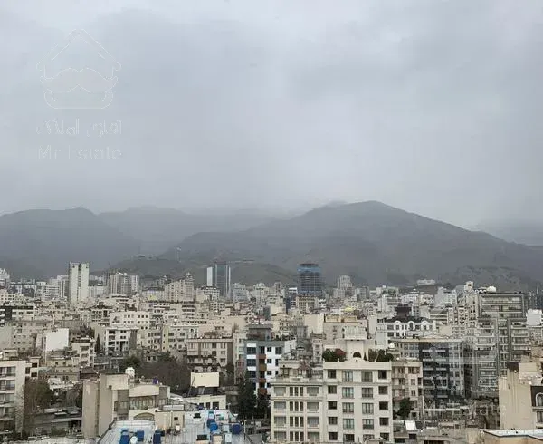 ١٧٦ متر ٣ خواب ولنجک.٨ متر تراس.دید ٣ جهت