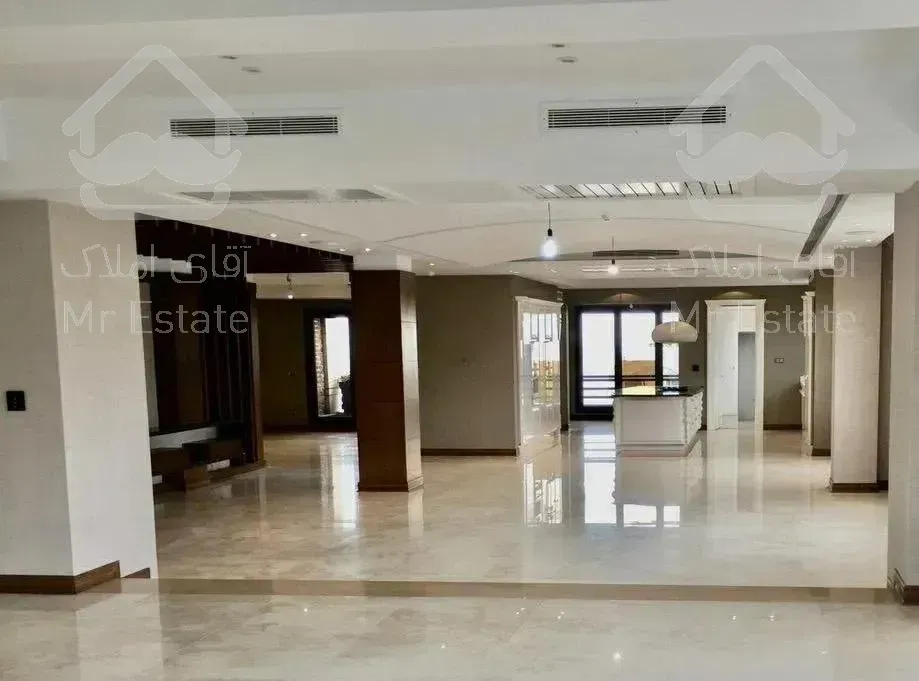 زعفرانیه ١٨٥ متر/فول امکانات/تراس قابل چیدمان