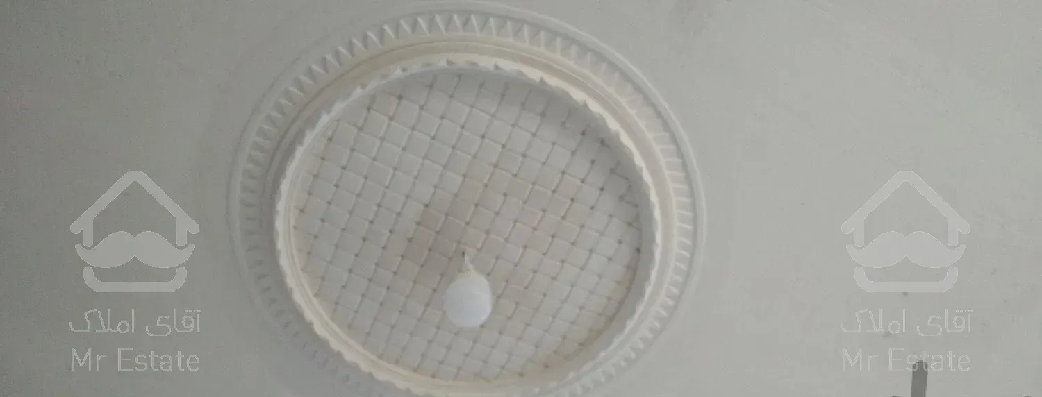 لکه گیری گچکاری پذیرفته میشود