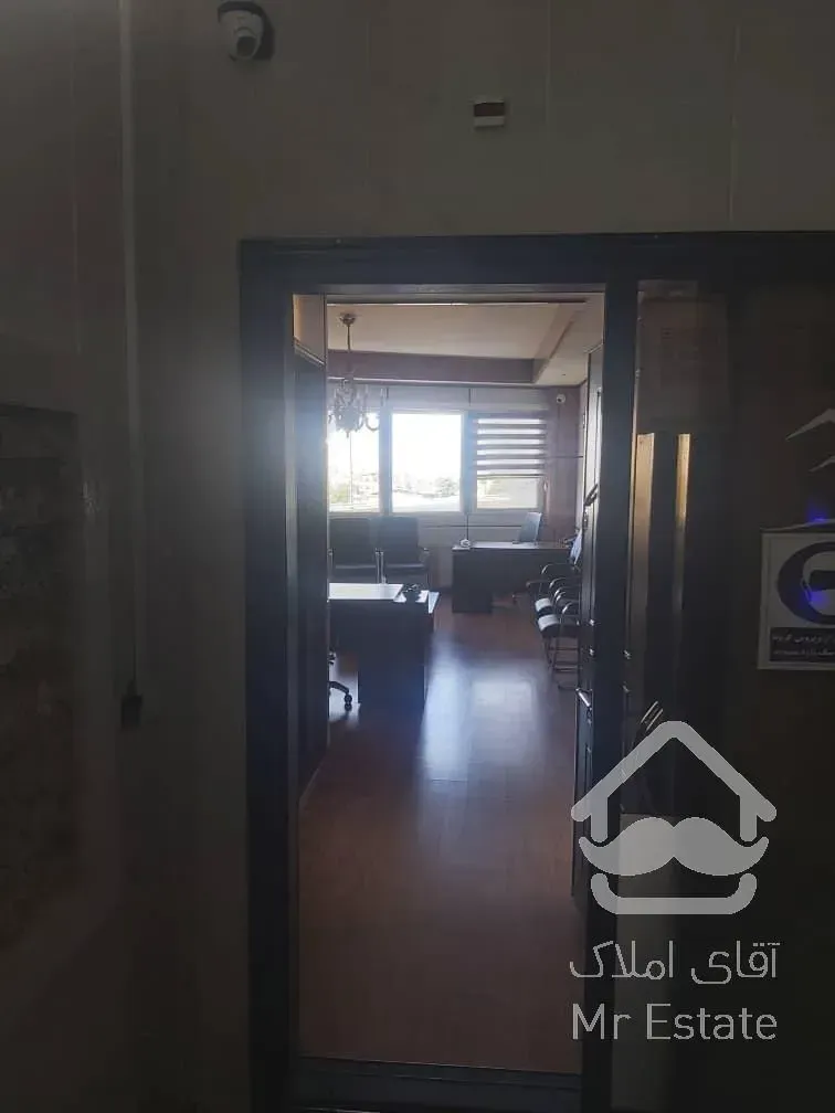 فروش ۱۰۰متر اداری برجاده مخصوص