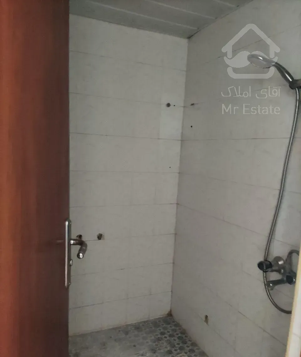 فروش آپارتمان ۸۱ متری ۲ خوابه طبقه ۲