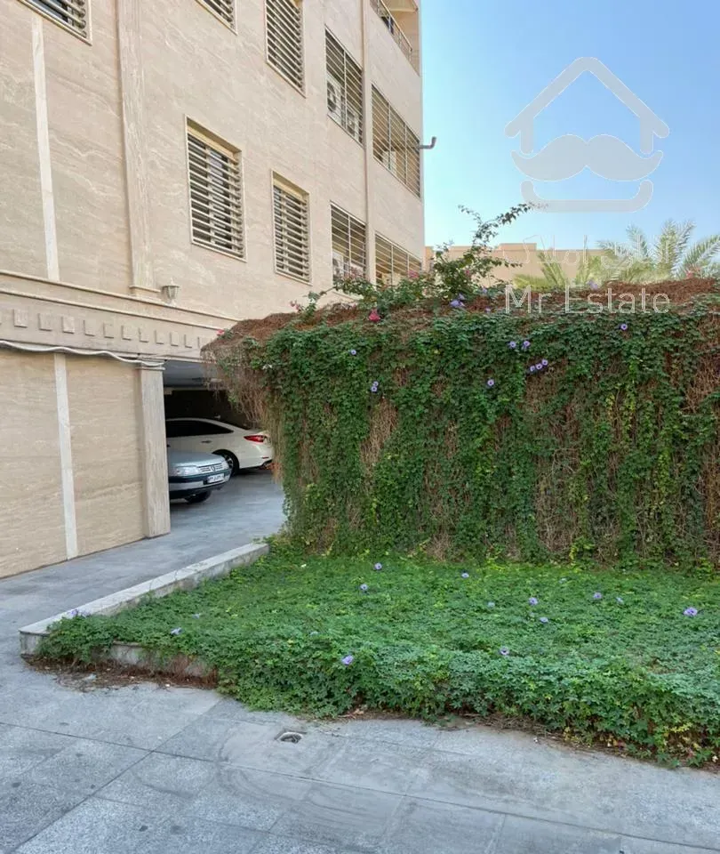 ۱۳۰ متر سال ۹۴ آماده واگذاری زمین ۶۰۰ متری