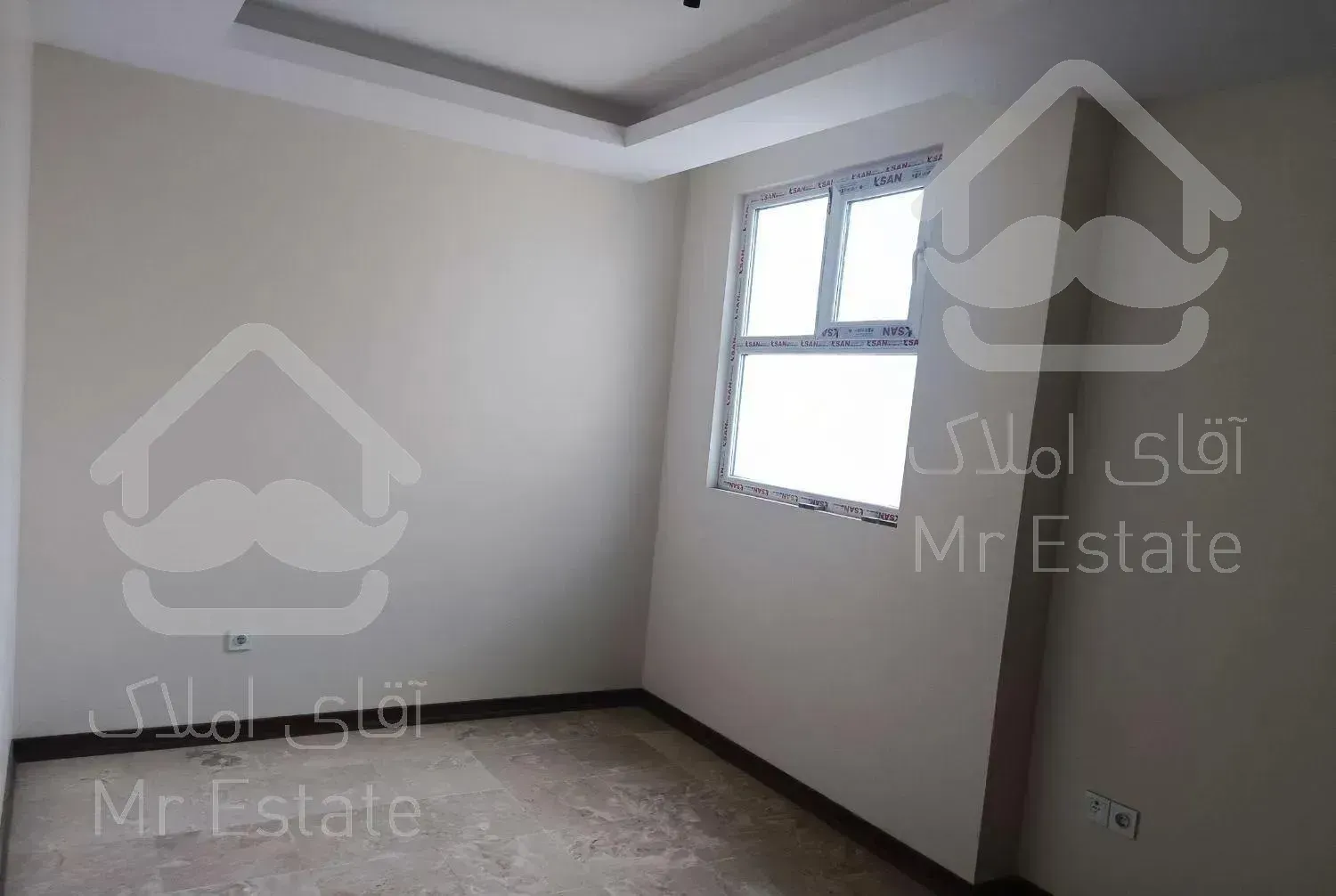 ۱۳۳متر.نوساز.تکواحدی.خ نجات الهی شمالی