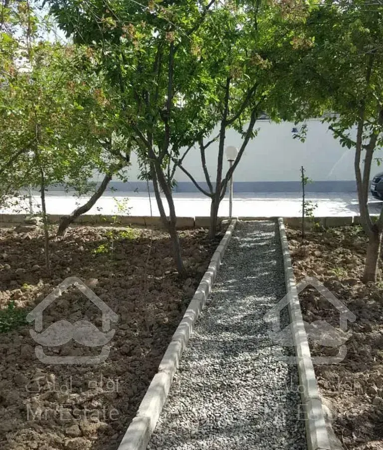 ۱۶۵متر تک واحدی با ۲۸۰متر حیاط اختصاصی