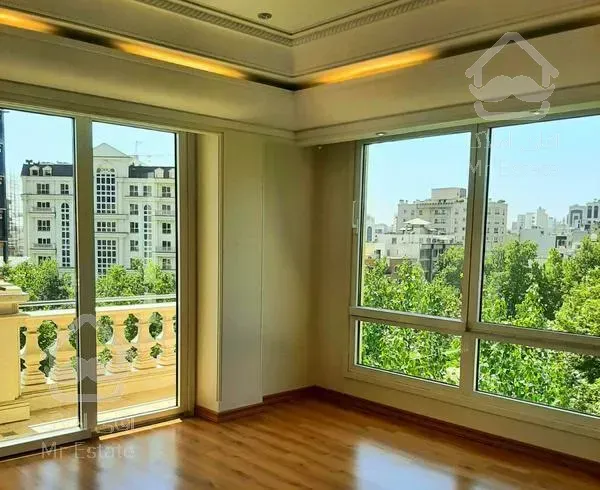 آپارتمان ۳۷۰ متری تاپ لوکیشن باغ فردوس