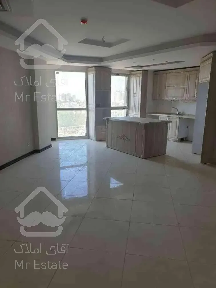 عمارت شاه نشین pardis