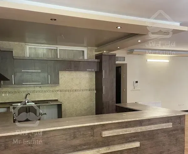 110 متر / 2 خواب / خ میر / حیاط اختصاصی