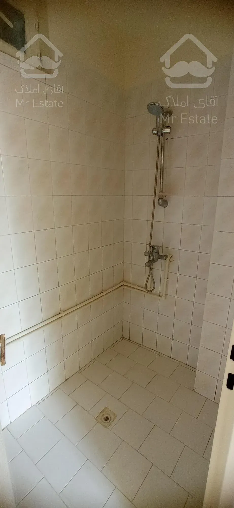 آپارتمان ۸۱ متری دو خواب